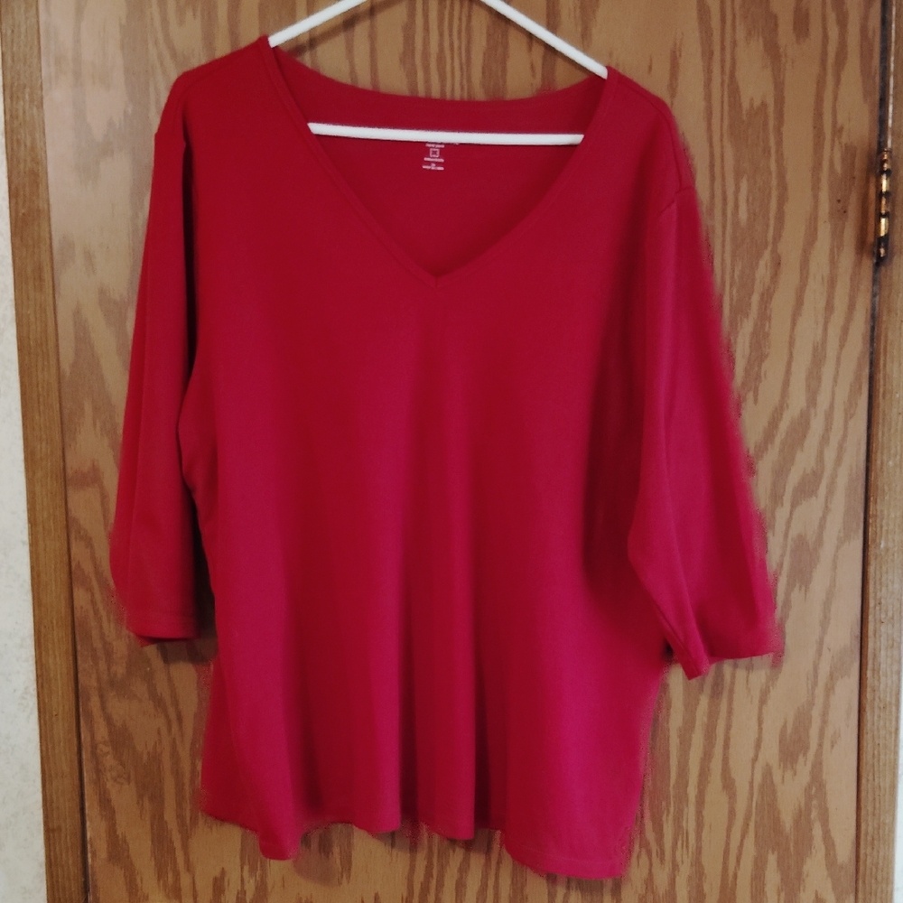 Liz Claiborne Red V-Neck Lightweight Top